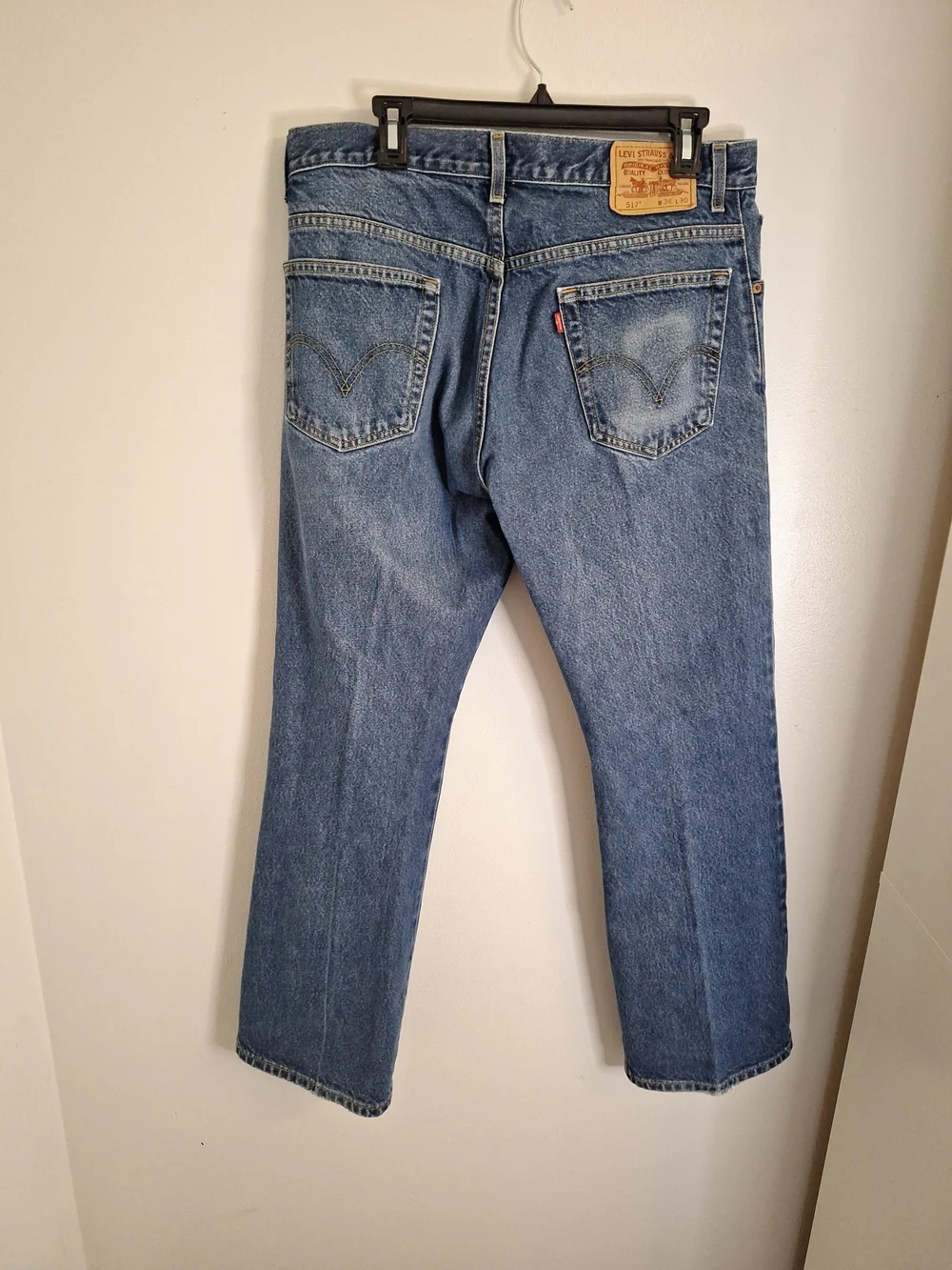 Levis bootcut jeans